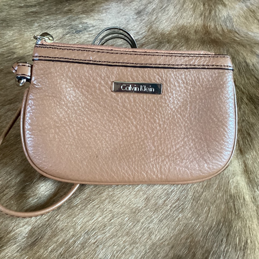Pebbled Leather Calvin Klein Wristlet Clutch Handbag
